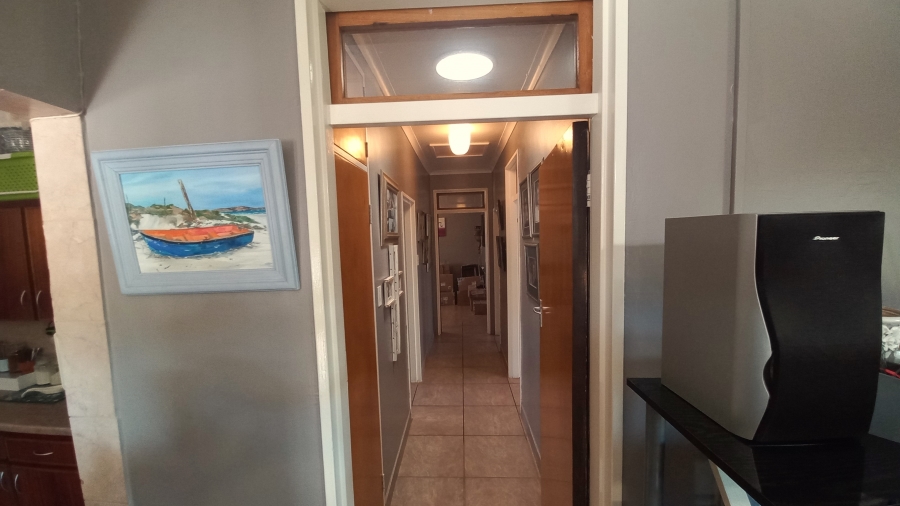 3 Bedroom Property for Sale in Vredenburg Western Cape